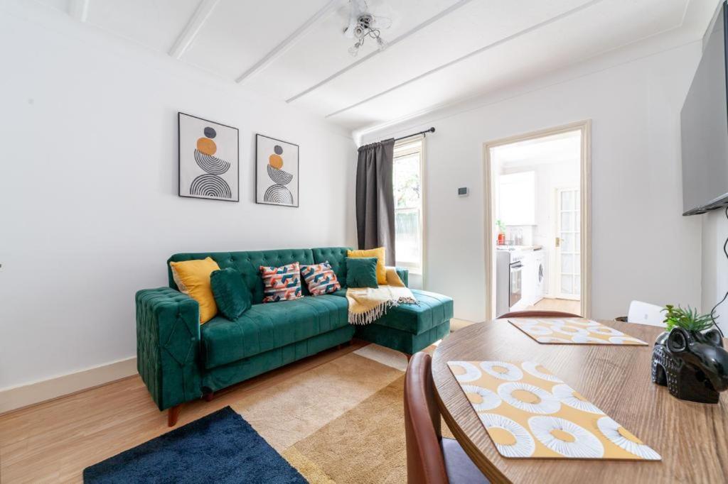 One Bedroom Flat In The Heart Of Brixton London Exterior foto