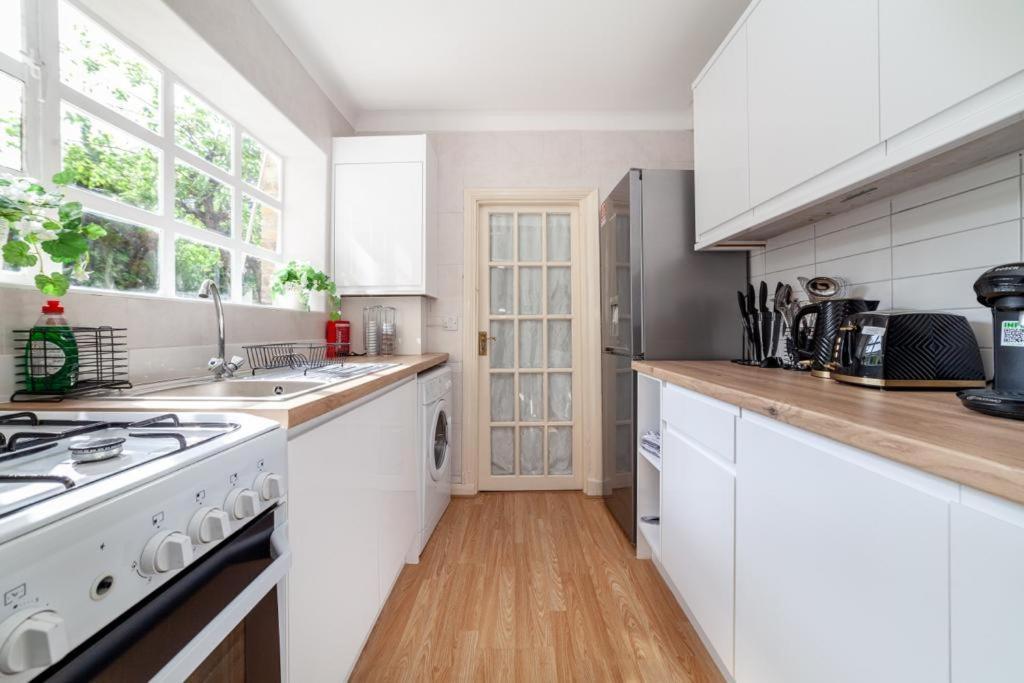 One Bedroom Flat In The Heart Of Brixton London Exterior foto